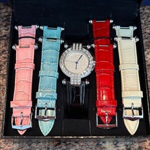 Real Collectibles by Adrienne Elegant Black Box